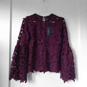 Romeo + Juliet | lace crochet bell sleeve top